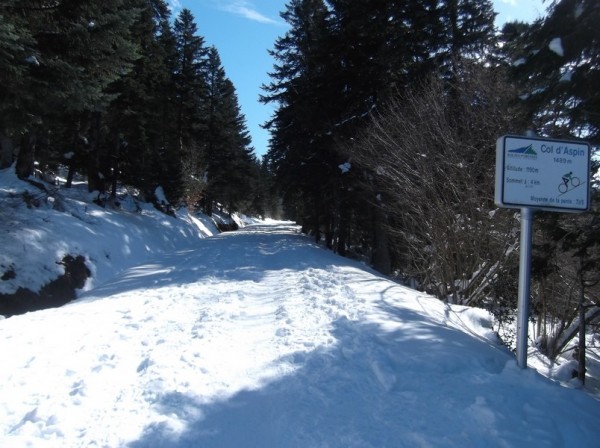 Col d'Aspin (vélo + marche) le 13 février 2015 090